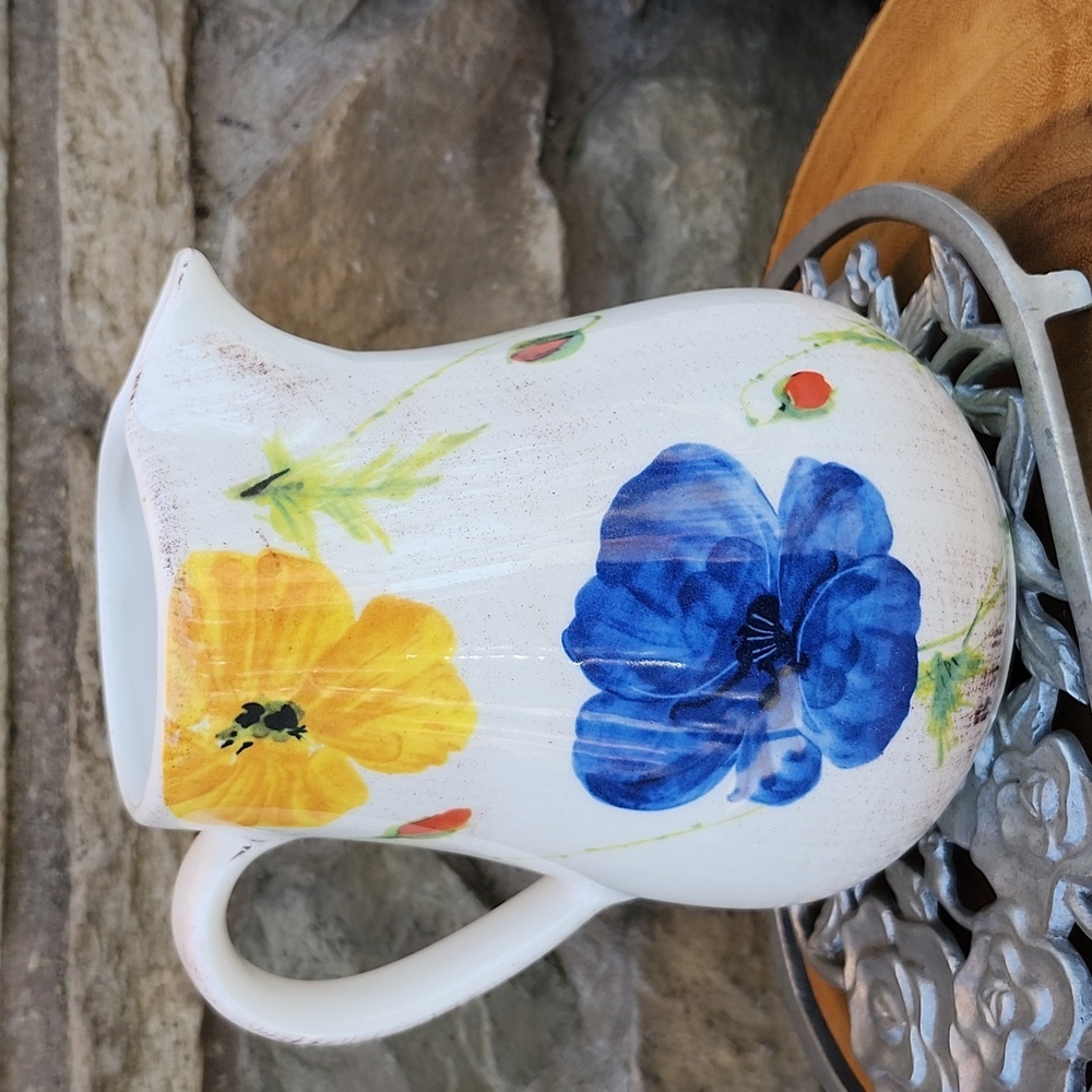 GTB HOME ITALIAN 72 OUNCE FLORAL POPPY PITCHER - Picture 10 of 11